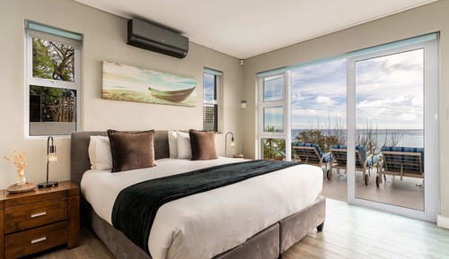 Luxury Villa, Beach View
