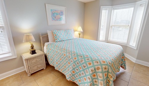 Condo (3 Bedrooms)
