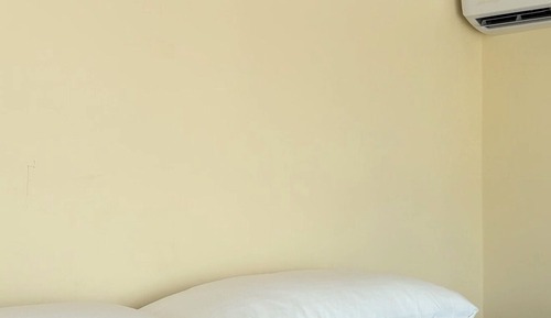 DELUXE DOME WITH JACUZZI VIEW OF THE DAM