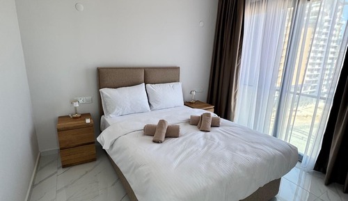 Deluxe Apartment, Pool View