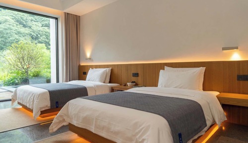 Signature Twin Room, Hill View