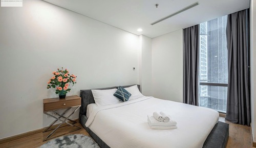 Luxury Apartment, 3 Bedrooms, Balcony, City View