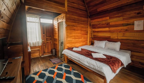 Deluxe Cottage, Garden View