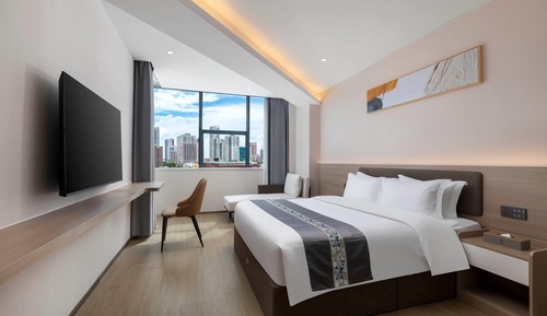 2 Single Beds, Premium Selection Room, Internal Window, Non-Smoking