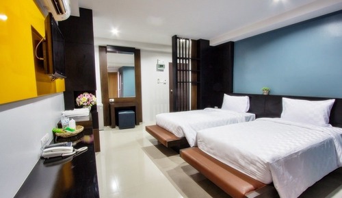 Deluxe Twin Room