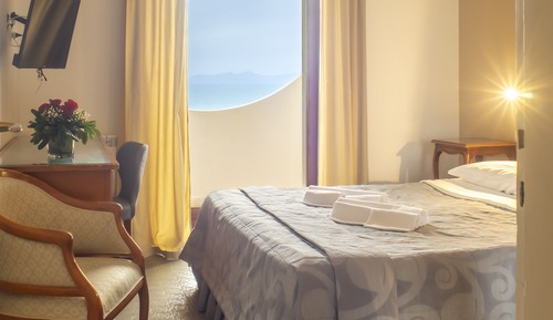 Matrimoniale Comfort Vista Mare con Balcone