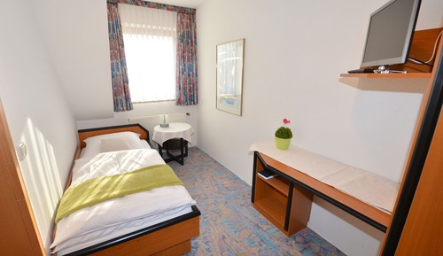 Classic Single Room