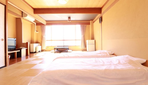 Hollywood Twin Room