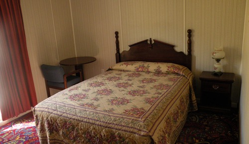 Standard Room, 1 Queen Bed, Non Smoking
