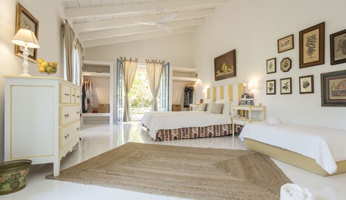 Double Room, Patio (DALI)