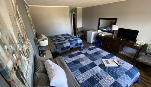 Room #4 Standard Room, 2 Double Beds