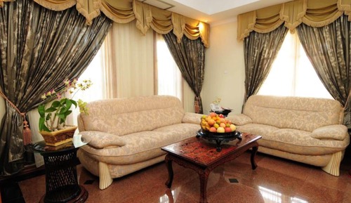 Myat Taw Win Suite 