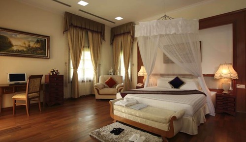 Ambassador Suite
