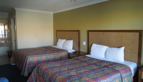 Standard Room, 2 Queen Beds, Non Smoking