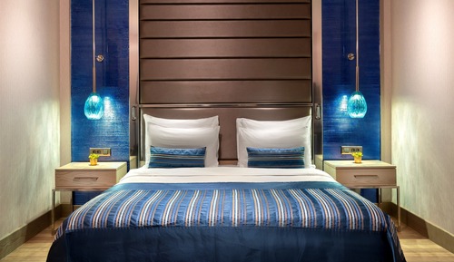 Junior Suite, 1 King Bed with Sofa bed, Sea View