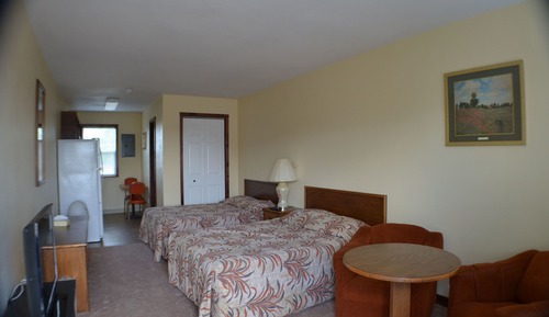 Studio Suite, 2 Queen Beds, Kitchen