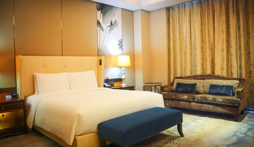 King Guest Room, Accessible