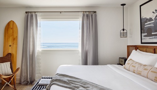 Deluxe King Side Ocean View