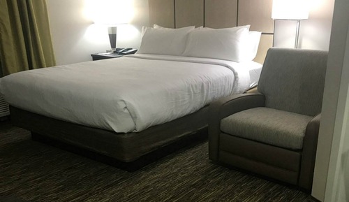 Studio Suite, 1 Queen Bed