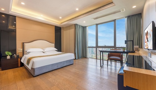 Superior Double Room, 1 Queen Bed, City View