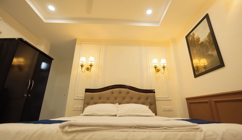Luxury Single Room, 1 Queen Bed