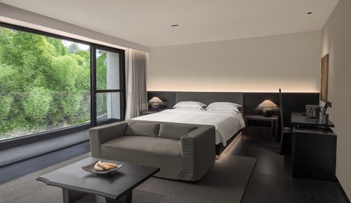 Luxury Double Room, Hill View