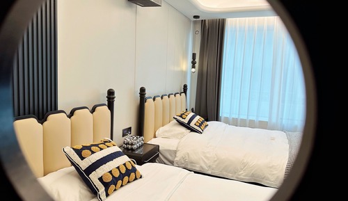 Classic Quadruple Room