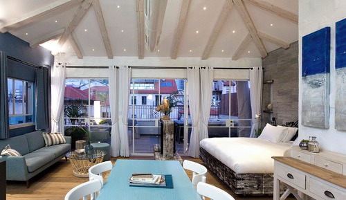 Suite, Balcony