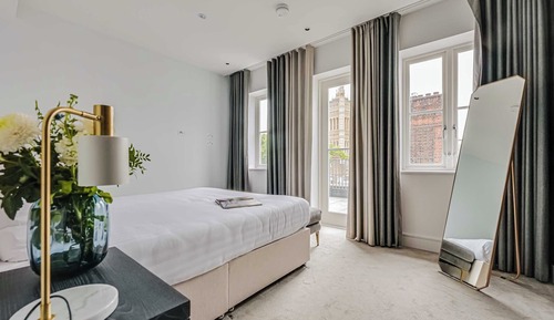 3 Bedrooms Terrace