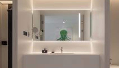 Senior Twin Room, City View