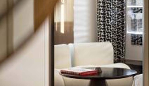 Luxury Twin Room, City View