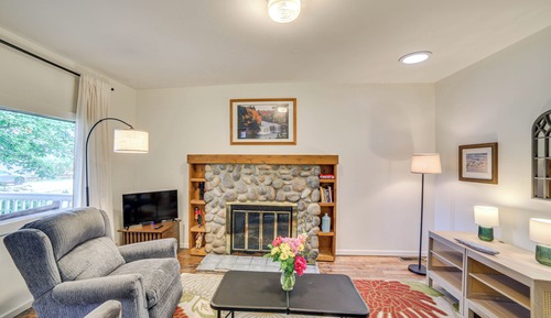 House (2 Bedrooms)