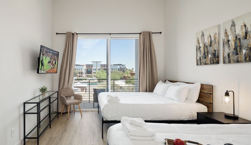 House (2 Bedrooms)