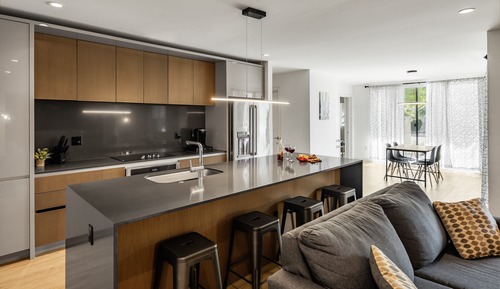 House (2 Bedrooms)