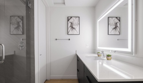 House (2 Bedrooms)