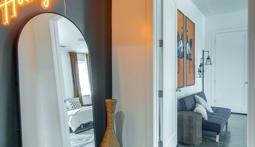 House (2 Bedrooms)