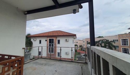 Villa, Balcony