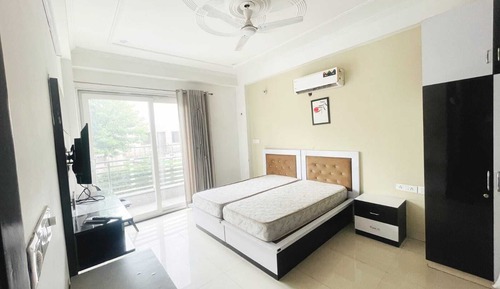 Luxury Room, Balcony, City View
