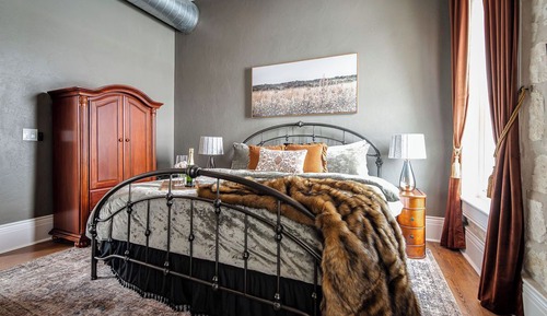 Condo, Multiple Beds, Patio, City View (118 E Main St - Combo)