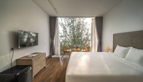 Deluxe Double Room, Garden View
