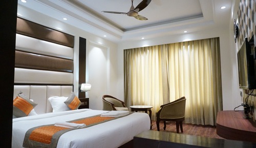 Deluxe Double Room, City View