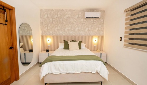 Apartment, 6 Bedrooms, Accessible, Smoking