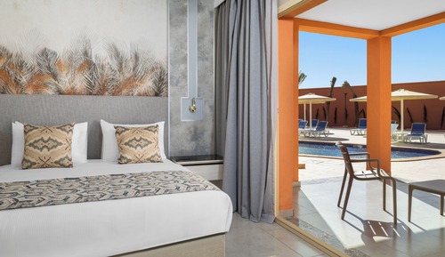 Deluxe Swim up Room