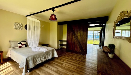Elite Cottage, 3 Bedrooms, Private Pool, Valley View