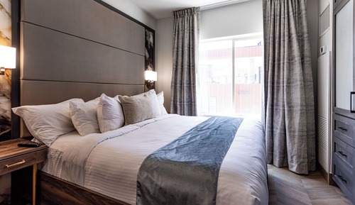 Superior Condo, 2 Bedrooms, Balcony