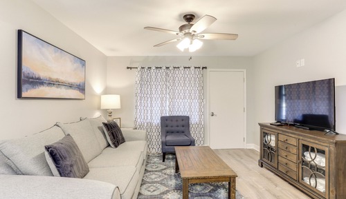 House (2 Bedrooms)