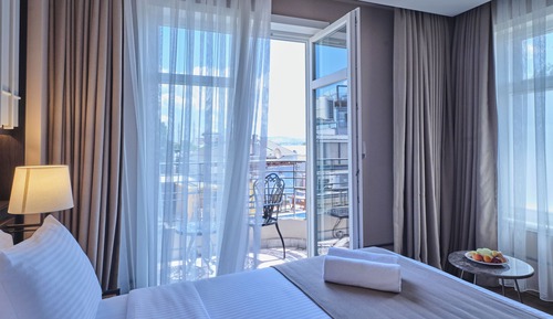 Standard Double Room, Balcony, City View