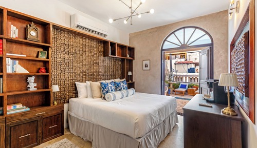 LIBRARY SUITE