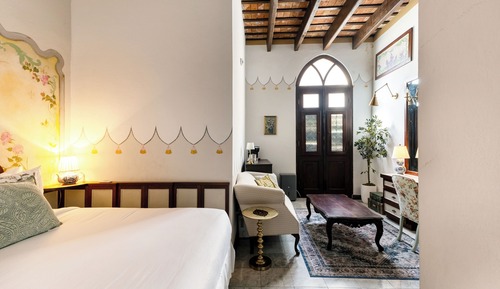 GARDEN SUITE