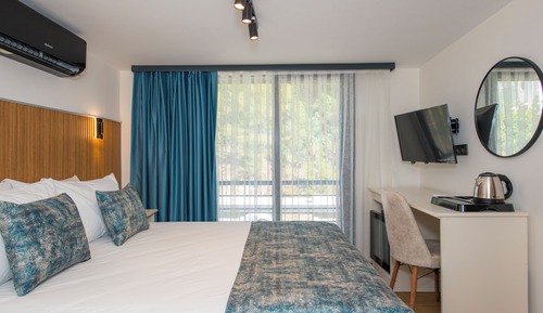 Superior Double Room, Garden View